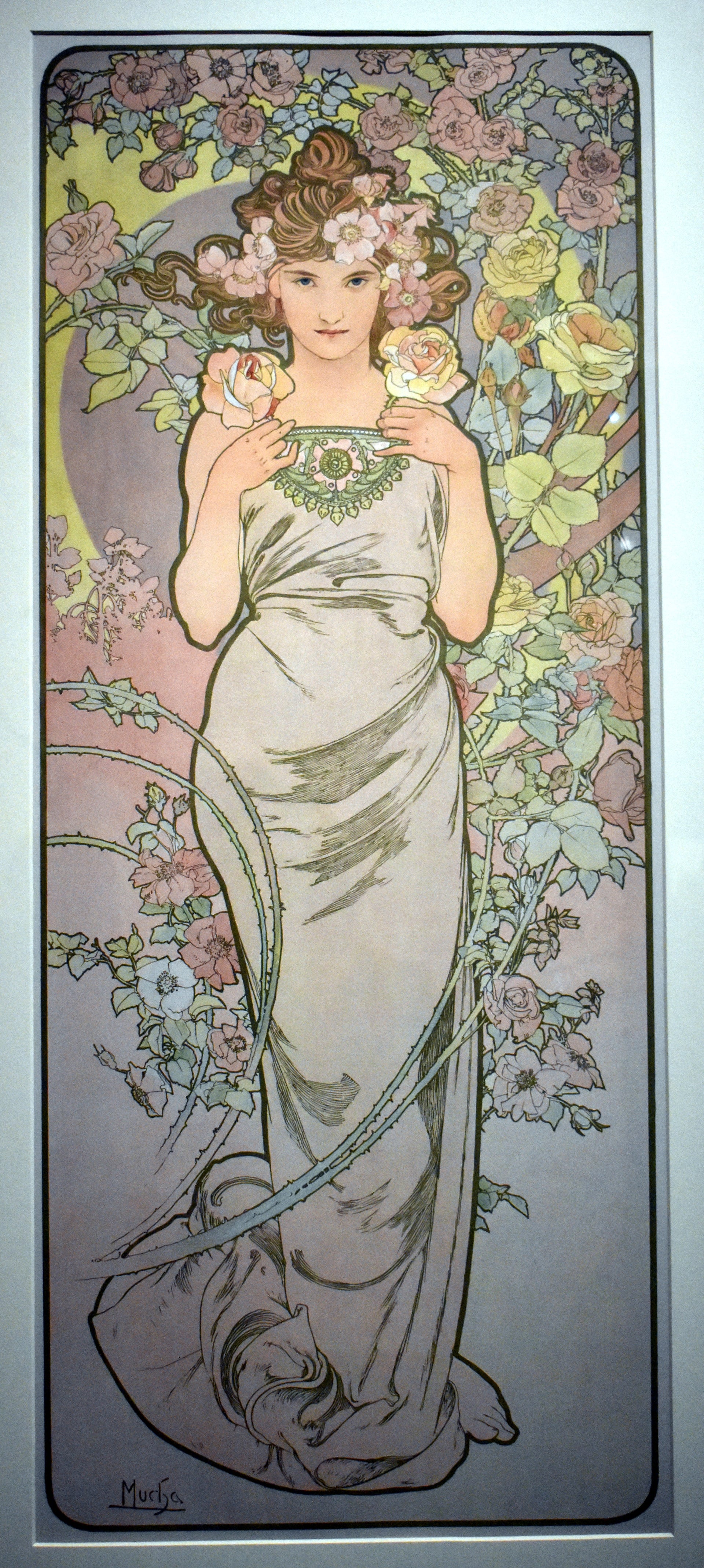 Les Fleurs : la Rose — Alphonse Mucha