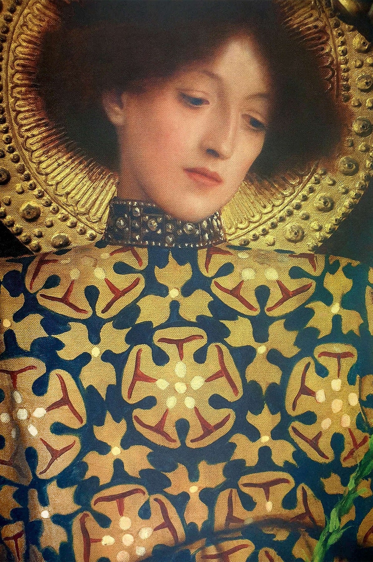 👑 بورتريه لامرأة شابة (تفصيل من تمثيل مجازي للنحت) – غوستاف كليمت (1889)