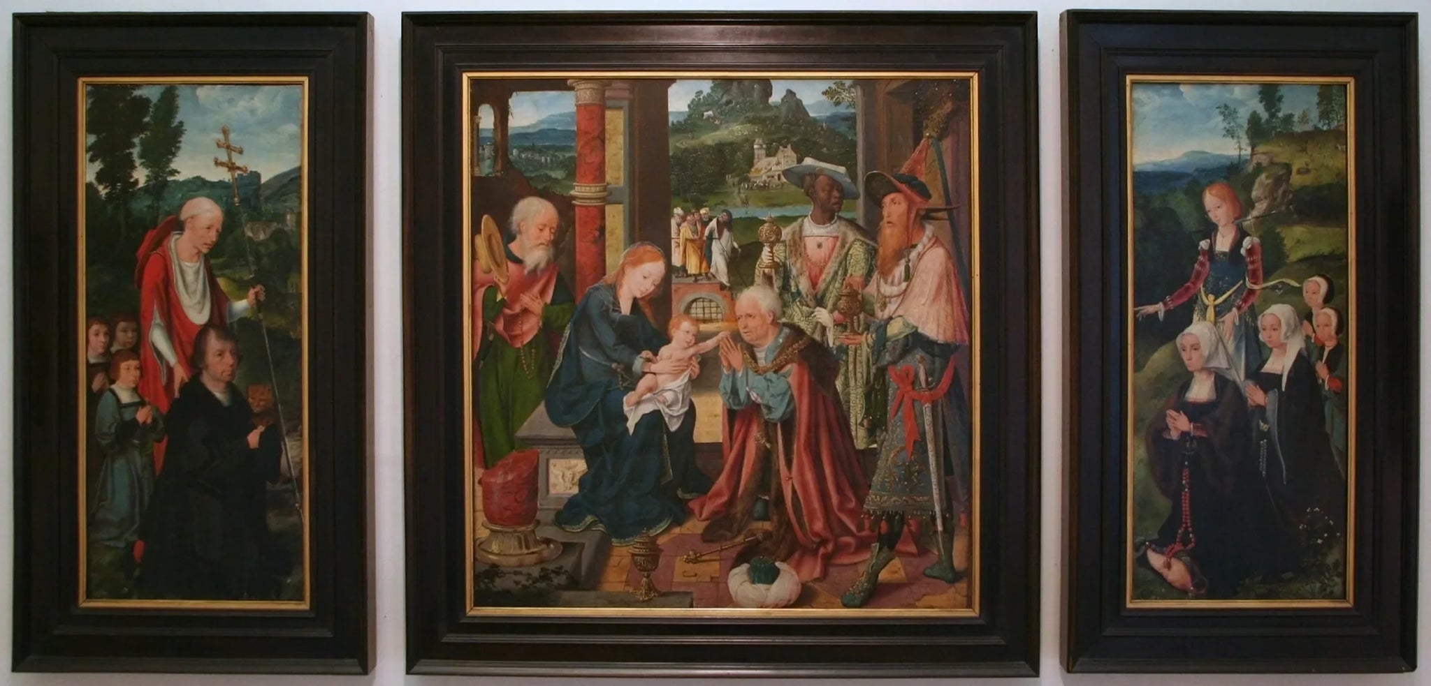 Triptyque représentant l'Adoration des Rois mages - Joos van Cleve image 1 tableau peint à l’huile sur toile